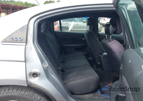 2014 Chrysler 200 Touring from USA, damaged, VIN 1C3CCBBG7EN115039